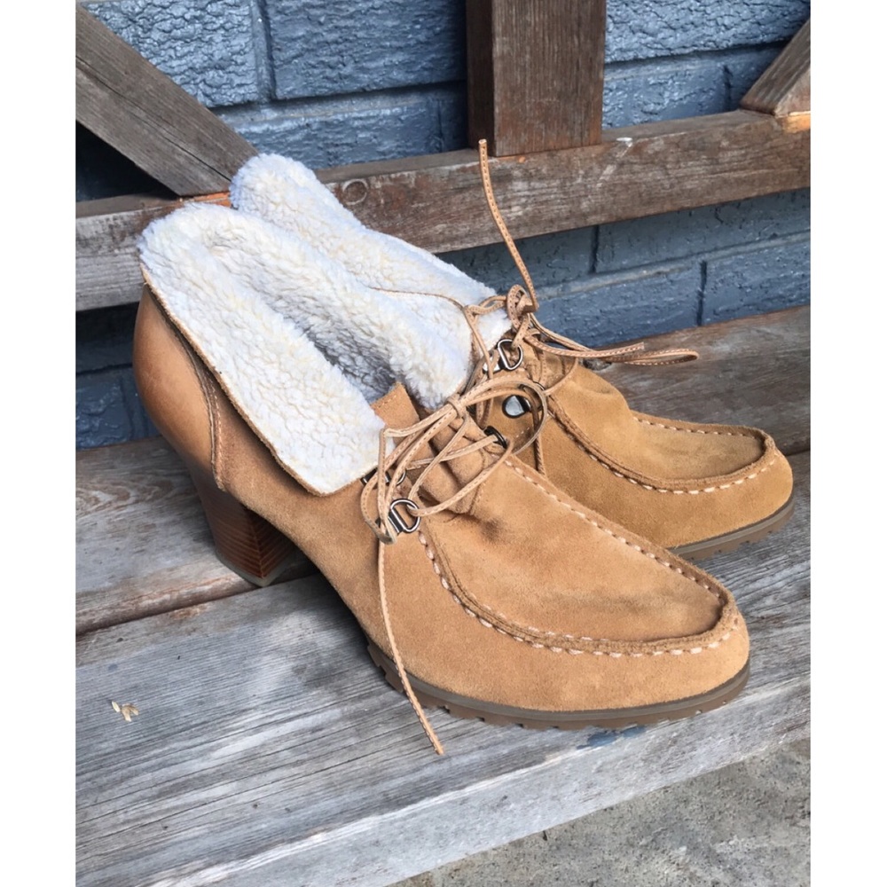 Audrey Brooke women’s Roxy/ booties/ moccasins.